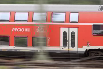 Junger Mann bei Zugunfall lebensbedrohlich verletzt