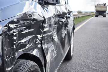 Trucker unter Drogen: Skoda-Fahrer wird schwer verletzt