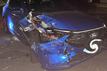Ford geklaut, Unfall gebaut: Polizei fahndet nach dreistem Dieb