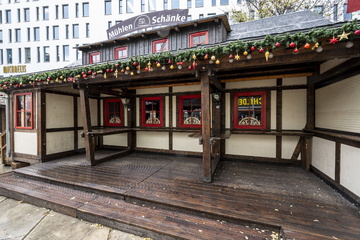 Chemnitz: Chemnitzer Händler verkauft komplette Weihnachtsmarkt-Hütte