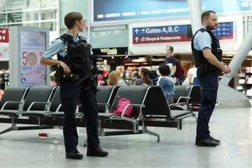 Laute Knall- und Schreigeräusche: Polizei beendet Großübung an NRW-Flughafen