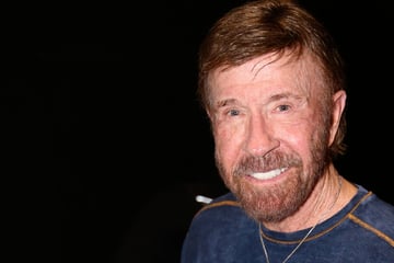 Ist er doch verwundbar? Action-Star Chuck Norris nach Notfall in Klinik eingeliefert