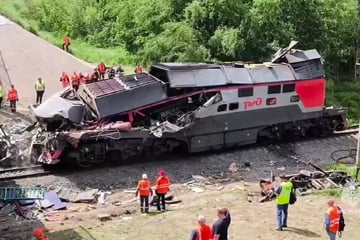 Tote und Verletzte: Brücke in Russland gesprengt, Zug kann nicht mehr bremsen