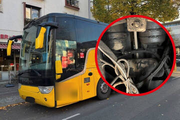 Berlin: Polizei zieht schrottreifen Reisebus aus dem Verkehr