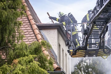 Wohnungsbrand in der Sächsischen Schweiz: Feuerwehr im Großeinsatz