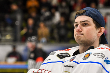 Eishockey-Torwart bekommt kurz nach seinem 25. Geburtstag Schockdiagnose! Spendenaktion gestartet