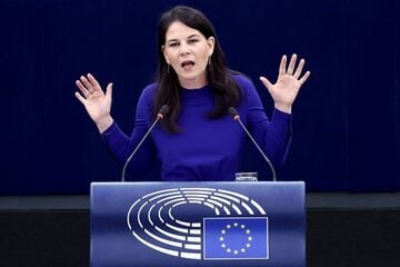 Annalena Baerbock über Hass im Netz: "Plötzlich ist die Stimme zu hoch oder die High Heels"