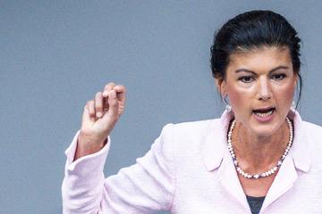 Nach Bartsch-Aus bei der Linken: Wagenknecht knöpft sich Parteispitze vor