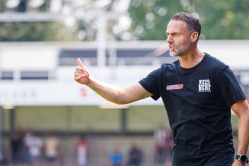 Das kommt überraschend! Drittliga-Coach steigt in die 2. Bundesliga auf