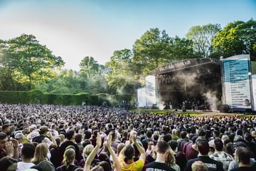 Von Dick Brave bis Seal: Diese Stars kommen 2026 zum "Stadtpark Open Air"