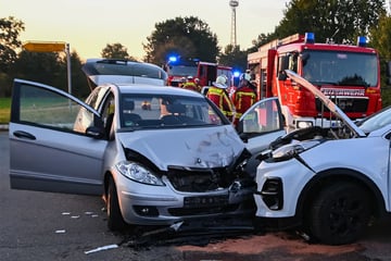 Cars collide on country road in the north: Three injured