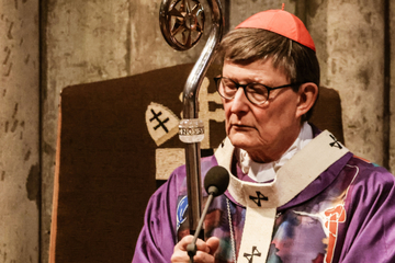 Kardinal Woelki will Domradio umstrukturieren: Jetzt bekommt er Gegenwind!