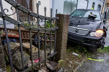 Eskalierter Sorgerechtsstreit? Mann rast mit Auto in Ehefrau und Tochter (5)