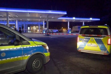 Köln: Schüsse auf Tankstellengelände in Köln: Polizist bei Einsatz schwer verletzt