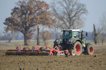 Berlin: Iran-Krieg treibt Kosten hoch: Bauern klagen über Diesel- und Düngerpreise