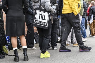 Till Lindemann: Autogrammstunde nach massivem Gegenprotest verlegt