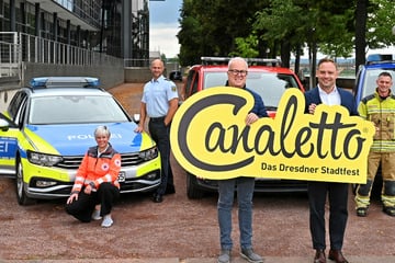 Dresden: Stadtfest Dresden: Auch Bundeswehr auf Blaulichtmeile dabei