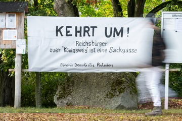 Schlag gegen "Reichsbürger"-Szene: Polizei auch in Grünheide im Einsatz