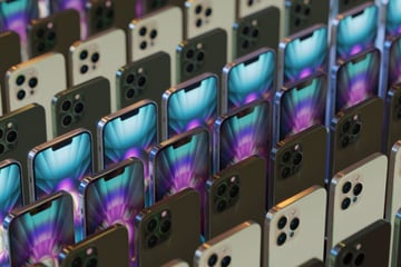 Smartphones im Wert von über 150.000 Euro ergaunert und verkauft: Mutmaßlicher Betrüger in Haft