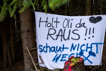 "Holt Oli da raus!": Freunde des Schatzsuchers (†34) im Erzgebirge starten Plakataktion