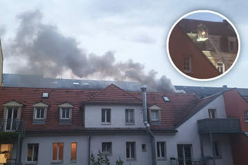 Dresden: Wohnungsbrand in Dresdner Neustadt: Alaunstraße komplett gesperrt!