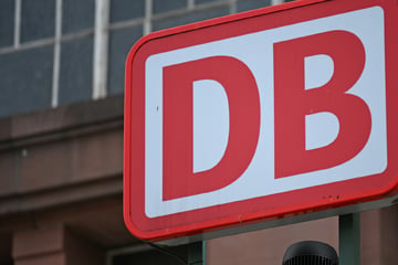 Auch das noch! Onlineauskunft der Deutschen Bahn in ganz NRW lahmgelegt