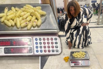 Frau schmuggelt halbes Kilo Drogen - In ihrer Damenbinde