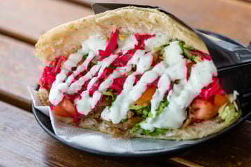 Kurioser Prozess: Seelsorger liefert Döner in Knast, doch Inhalt ist zu "berauschend"