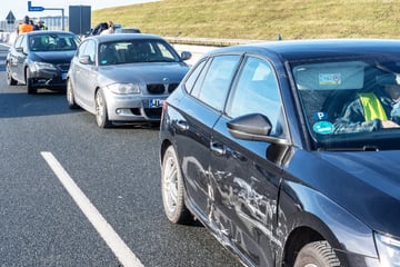 Unfall A3: Sperrung der A3 nach Massen-Crash mit fünf Autos