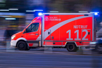 Berlin: Streit eskaliert: Mann am Bahnhof Pankow niedergestochen