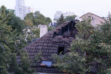 Frankfurt: Schreckliche Szenen nach Gasexplosion: Mann rennt brennend aus Mehrfamilienhaus