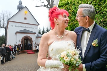 Gänsehaut-Garantie! Daniela und Gerd sagen "Ja" in Sachsens Traumkapelle