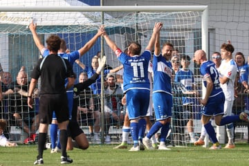 Komplett kurios! Dieser Dorfklub stürmt auf der Couch erstmals in den DFB-Pokal