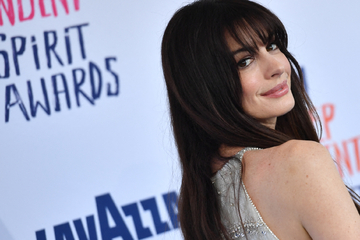 Anne Hathaway über Kusstests in Hollywood: "Eklig"