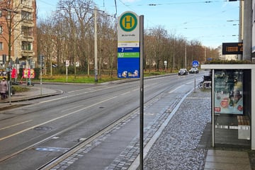 Unfall in Leipzig: Rentner wird von Auto erfasst und schwerst verletzt