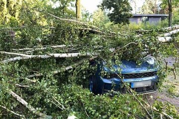 Unwetter in NRW beschädigen fast 60.000 Fahrzeuge