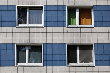 Siebenjährige stürzt aus drittem Stock: Zustand des Mädchens kritisch, Polizei überprüft Eltern