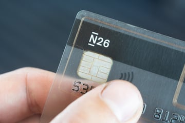 22 Jahre getäuscht? Witwe glaubt an Sparkonto, doch die Bank findet nichts