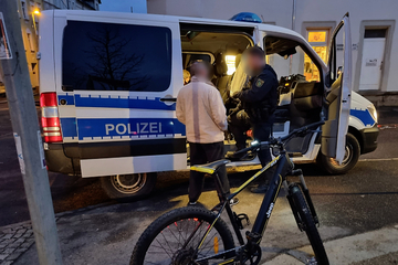 Chemnitz: Razzia in Chemnitz: Polizei findet Drogendepot!
