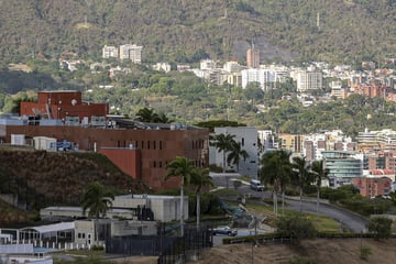 New US top diplomat in Venezuela discusses post-Maduro "transition" with interim leader