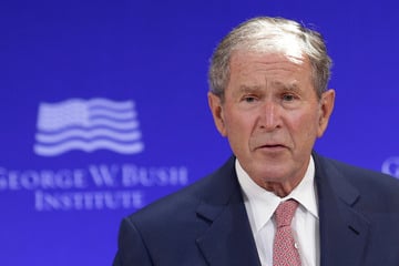 Ermittlungen behindert? Auch Ex-US-Präsident Bush wohl in Epstein-Skandal verwickelt