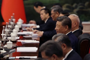 China hosts major international summit as Putin touts "multipolar world order"