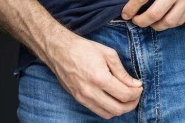 Mann zieht sich vor zwei Mädchen aus: Opfer suchen Schutz in Laden