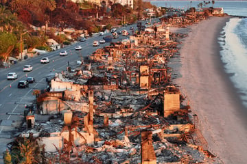 Los Angeles fire evacuees told not to return home yet over fears of landslides and toxic exposures