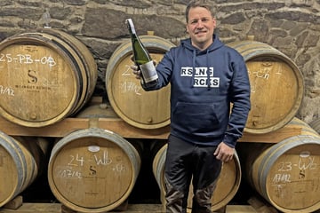 Dresden: Schuh-Sekt feiert Opernball-Premiere