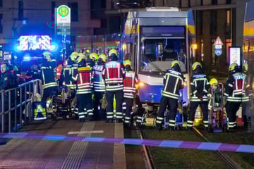 Mann (30) von Tram erfasst: Schwerer Unfall am Westplatz sorgt für Chaos