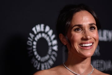 Wagt sie den Alleingang? Experte sicher, Meghan Markle distanziert sich von Prinz Harry