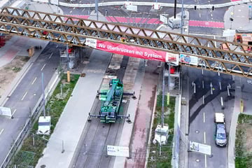 Behelfsbrücke steht: Wann rollt der Verkehr über dem Damaschkeplatz?