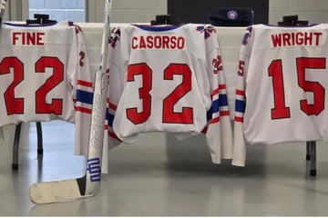 Tragödie auf dem Weg zum Eishockey-Training: Drei Nachwuchsspieler aus dem Leben gerissen