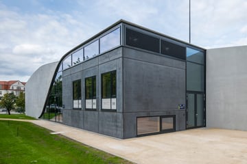"Baustoff der Zukunft": Weltweit erstes Carbonhaus in Dresden!